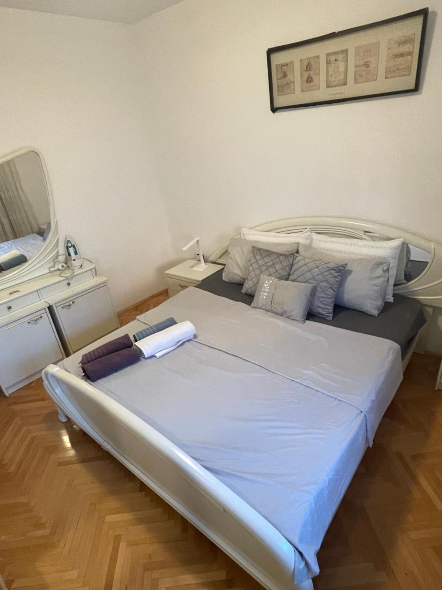 Apartman Robert Lägenhet Zadar Exteriör bild
