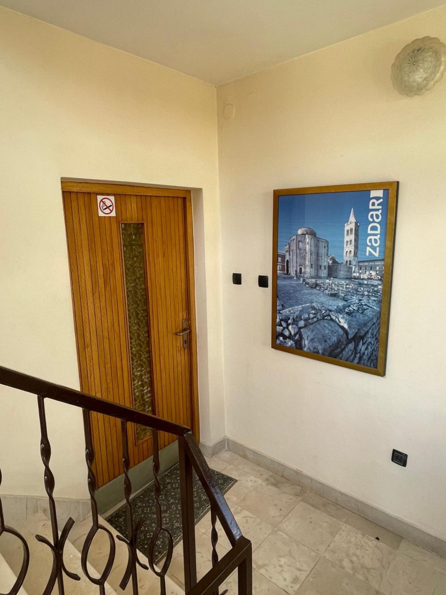 Apartman Robert Lägenhet Zadar Exteriör bild